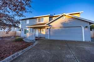 featured image of 10312 Ne 73rd St