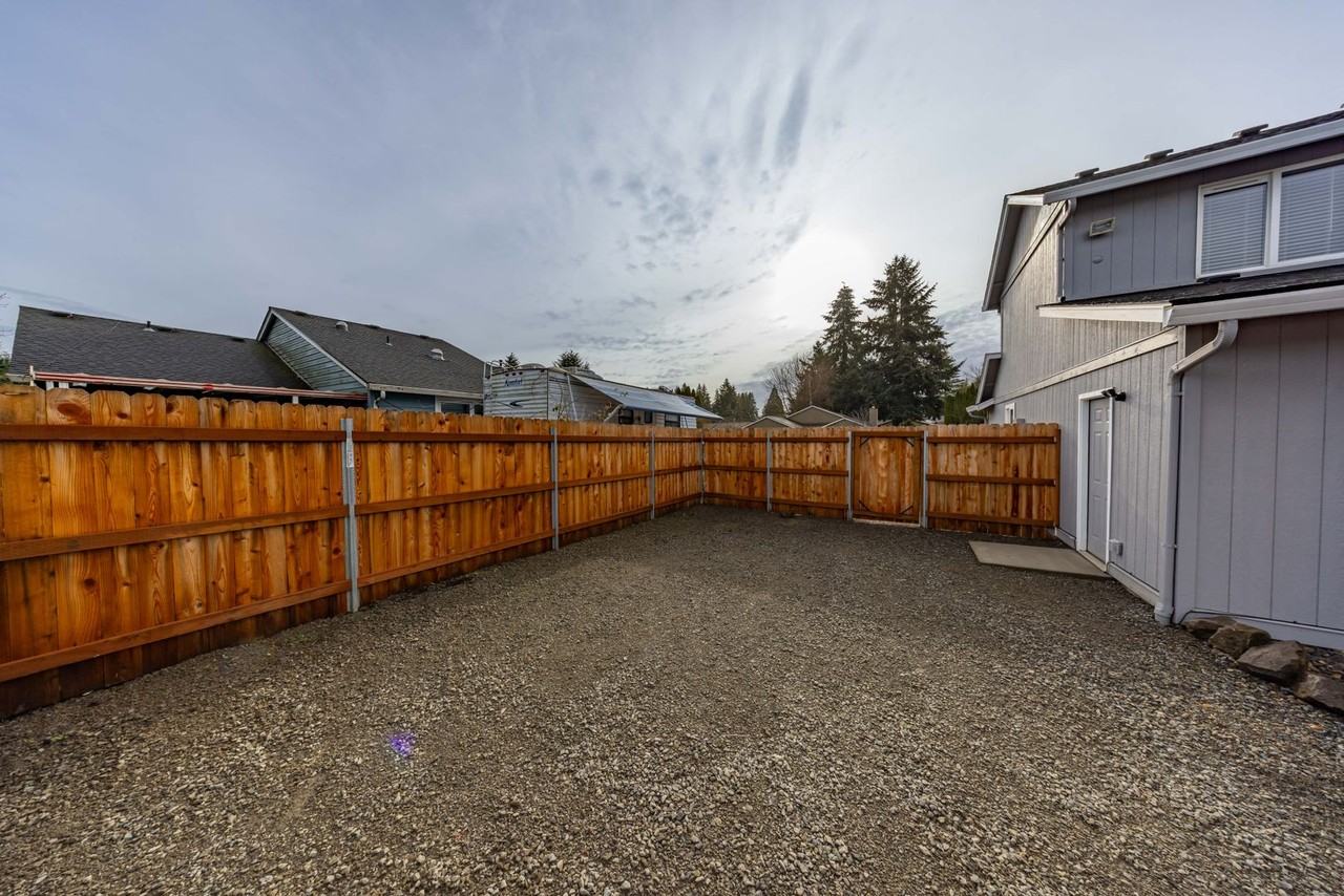 10312 Ne 73rd St - Photo 6 of 28