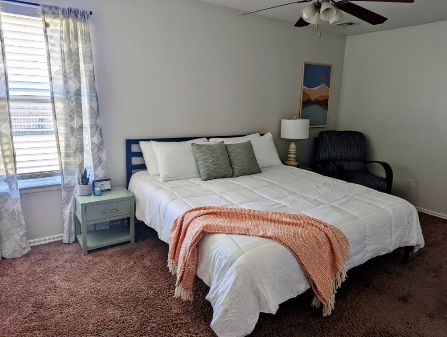 4800 Se 77th St - Photo 3 of 9