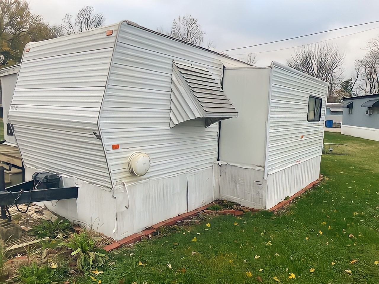 13 Fairview Trailer Ct #13 - Photo 3 of 5