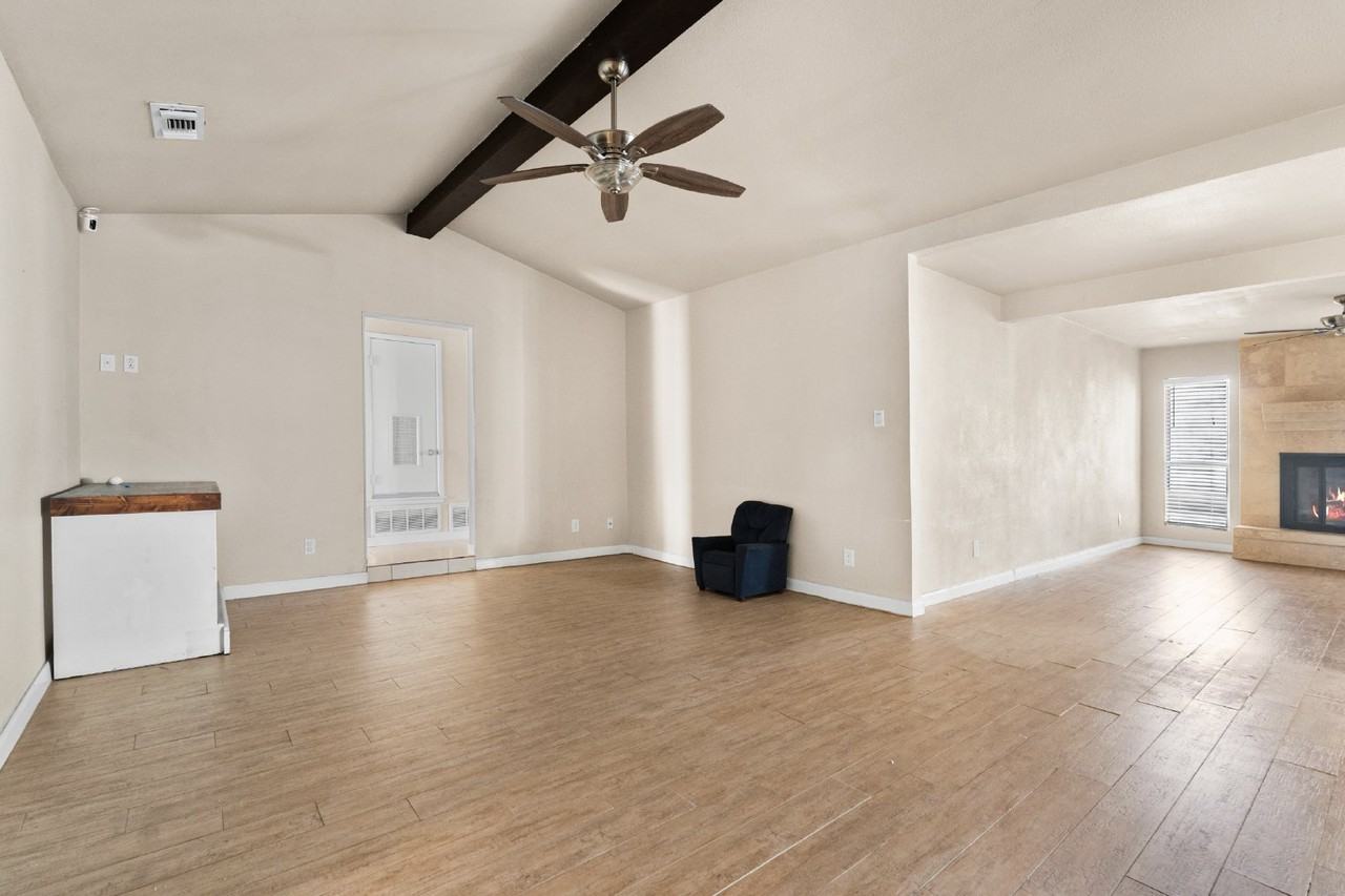 7319 Whithers Ln - Photo 4 of 20