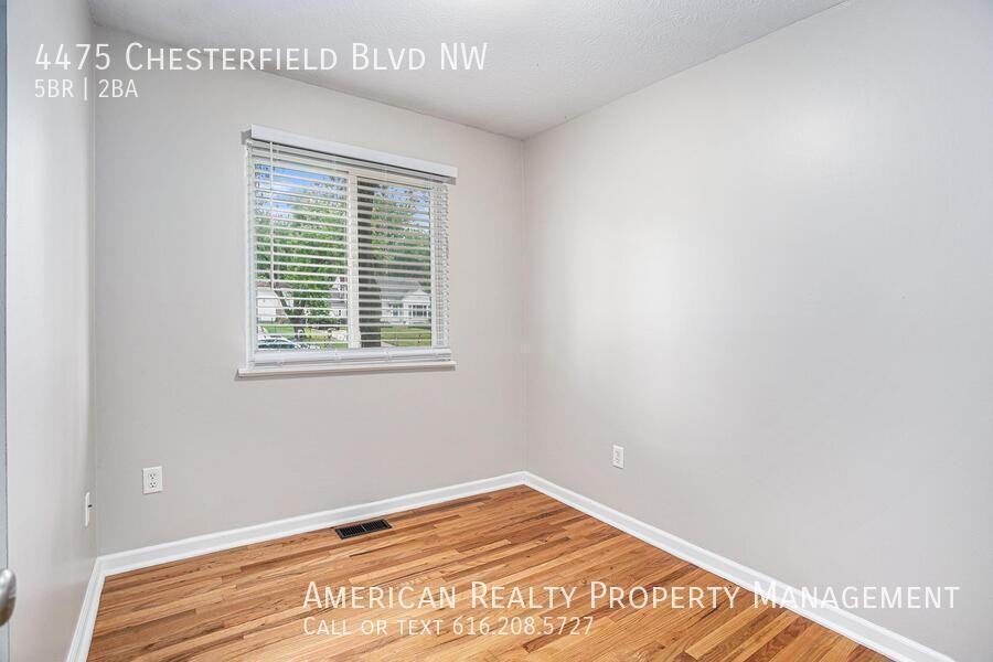 4475 Chesterfield Blvd Nw - Photo 7 of 18