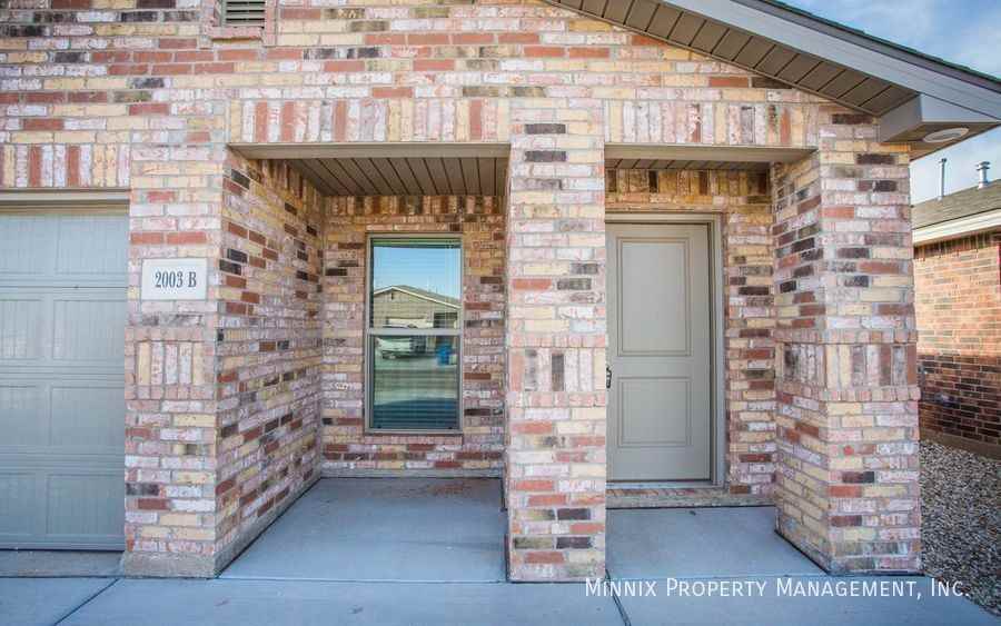 2003 Corpus Ave #B - Photo 2 of 33