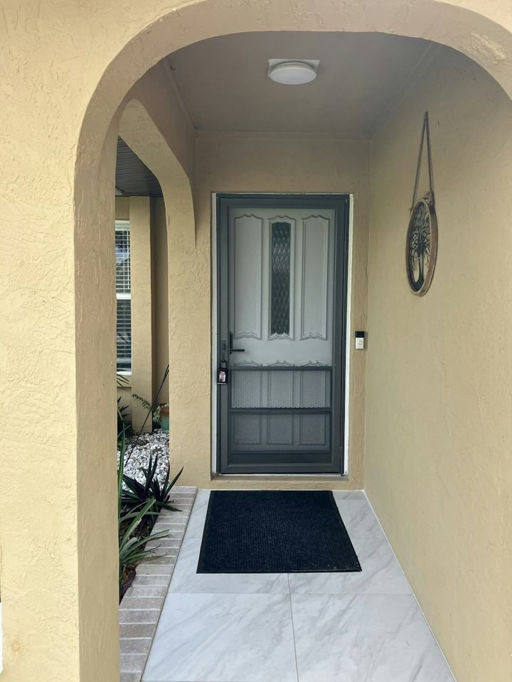 11189 Watercrest Avenue - Photo 2 of 25