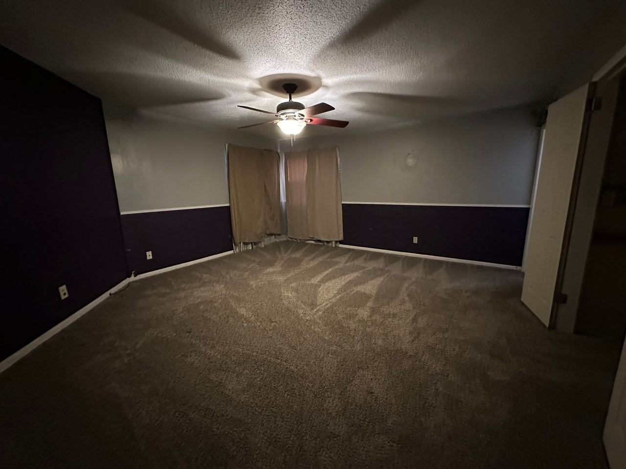 22 W Garfield St - Photo 2 of 10