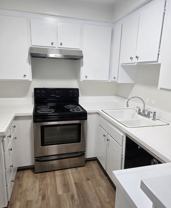 1226 Larrabee Street - Photo 1 of 1
