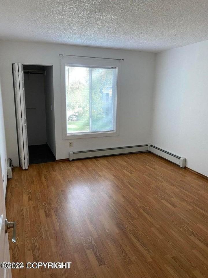 4660 Reka Dr #D24 - Photo 5 of 9