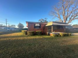 featured image of 501 Williams St