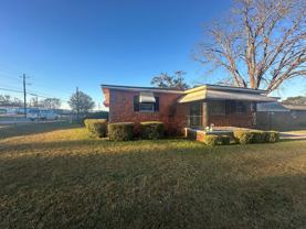 501 Williams St - Photo 1 of 1