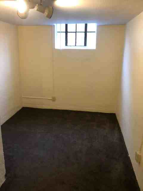 1421 SE 2nd St. - Photo 3 of 5