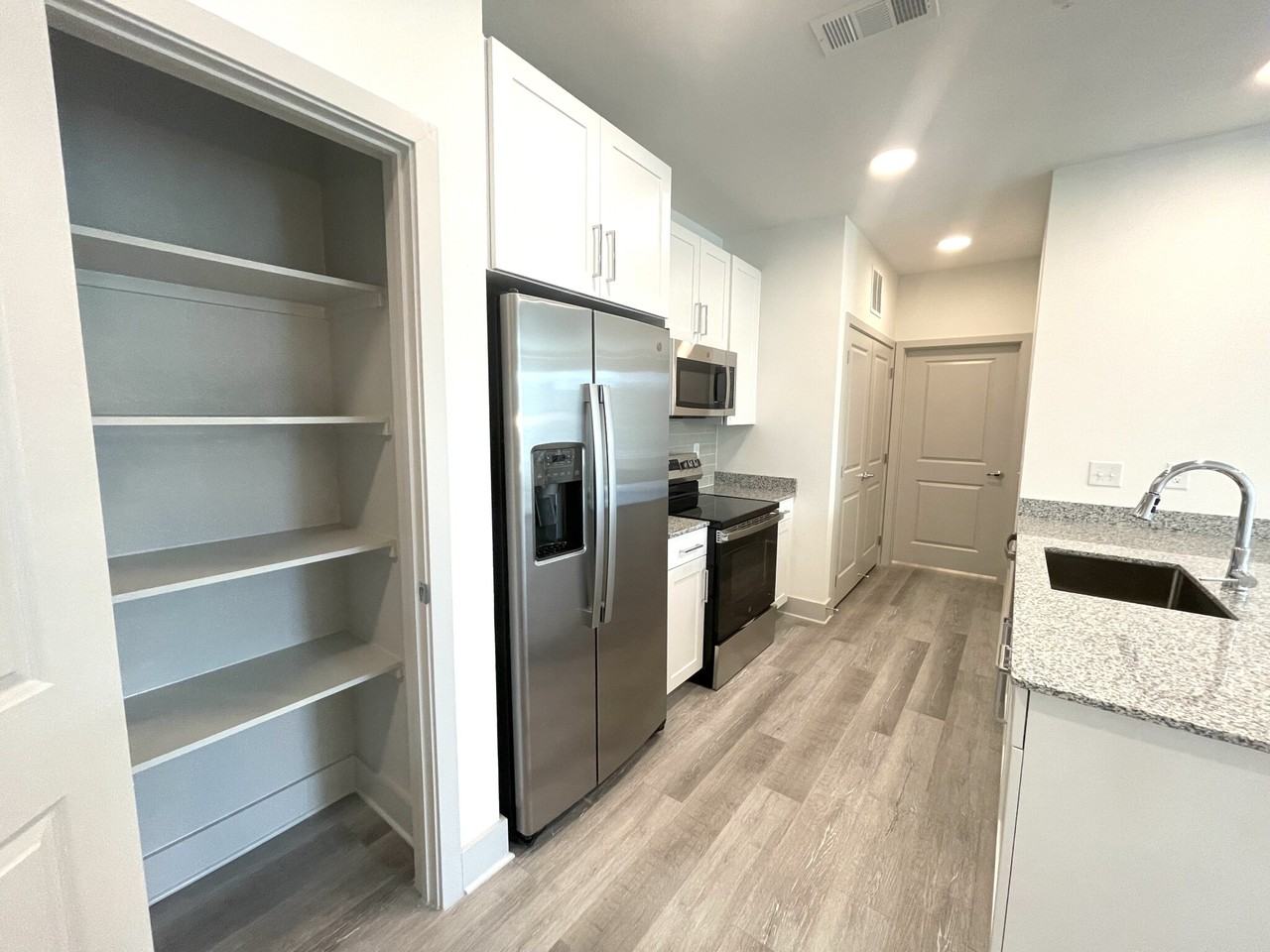 348 Main St #9125 - Photo 2 of 12