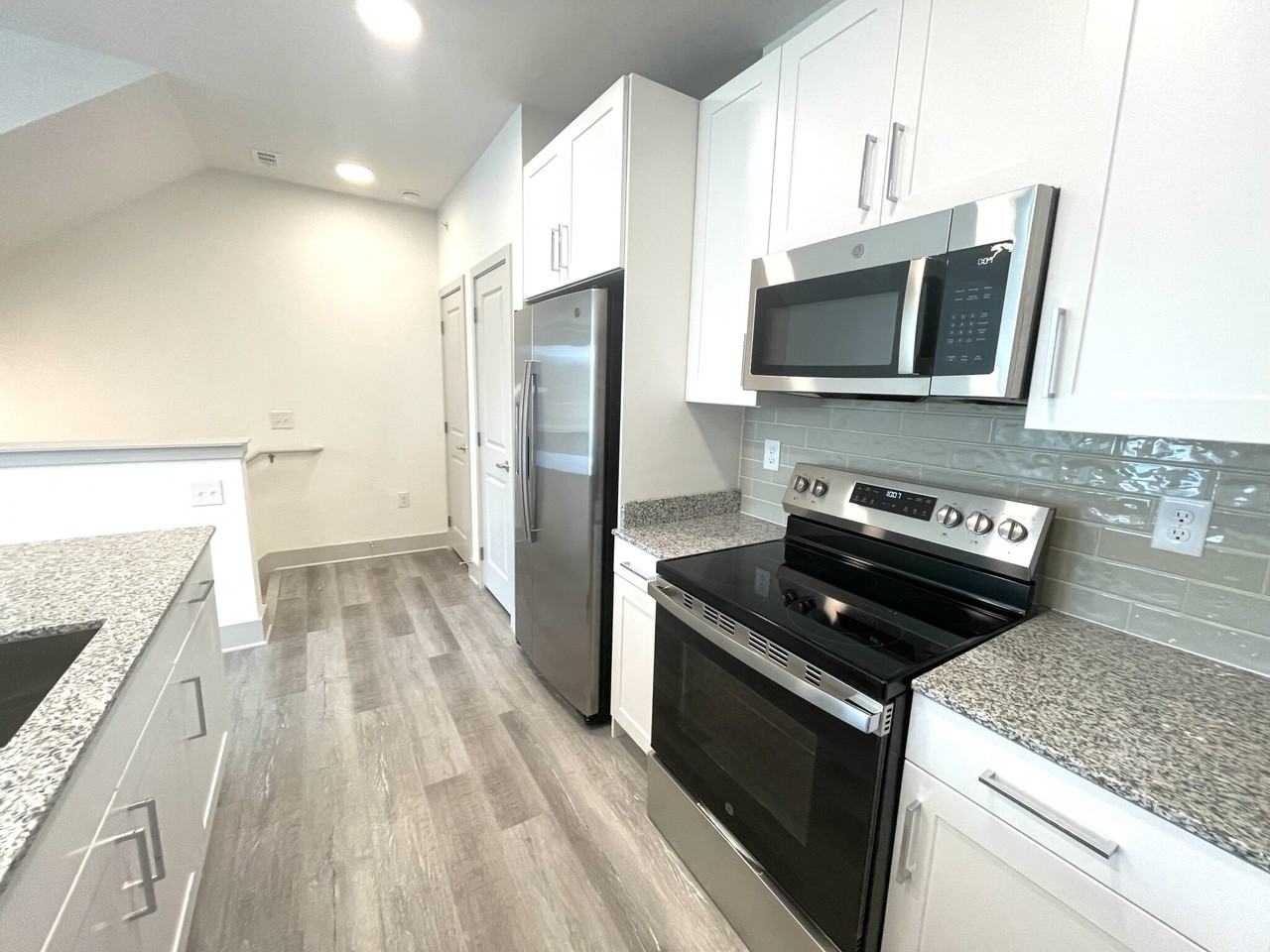 348 Main St #9125 - Photo 3 of 12