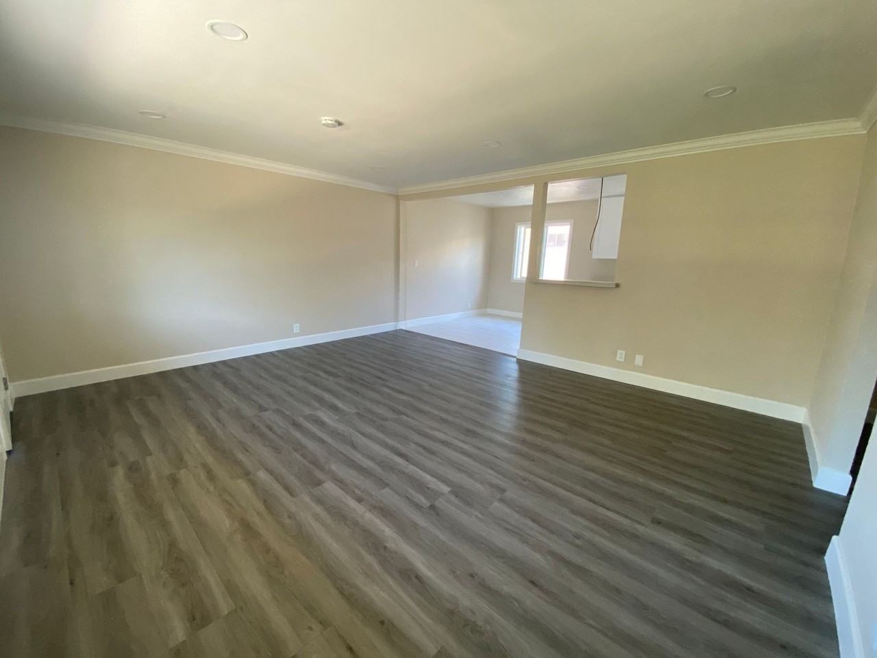 Hellman Apartments - Photo 4 of 50