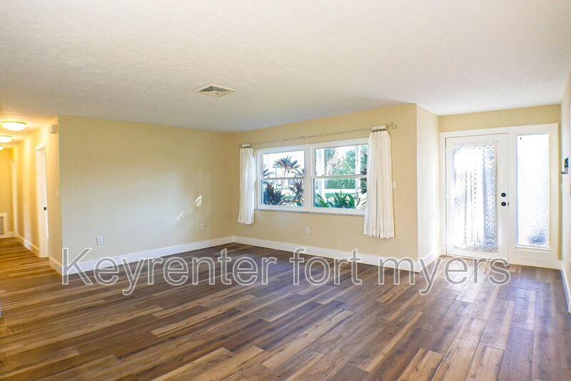 2221 Cape Way - Photo 3 of 21