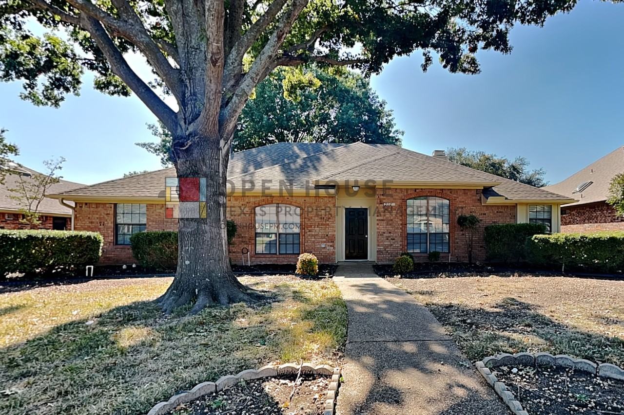 916 Green Brook Dr - Photo 2 of 23