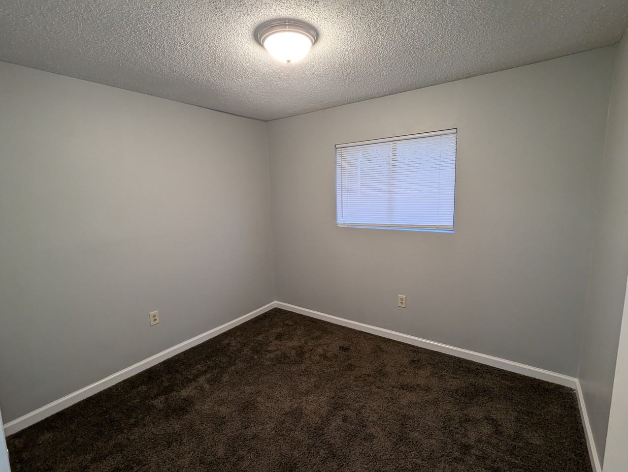 417 Rogers Rd - Photo 2 of 12