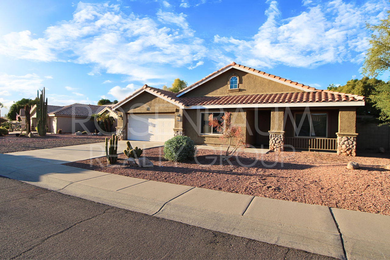 8736 W Lockland Ct - Photo 2 of 27