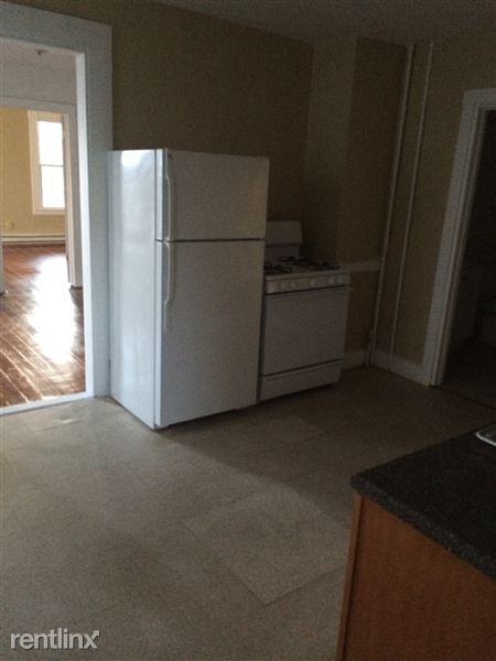 48 Dikeman St - Photo 2 of 9