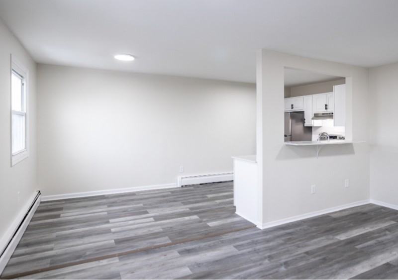 1911 N Missouri Ave - Photo 3 of 7