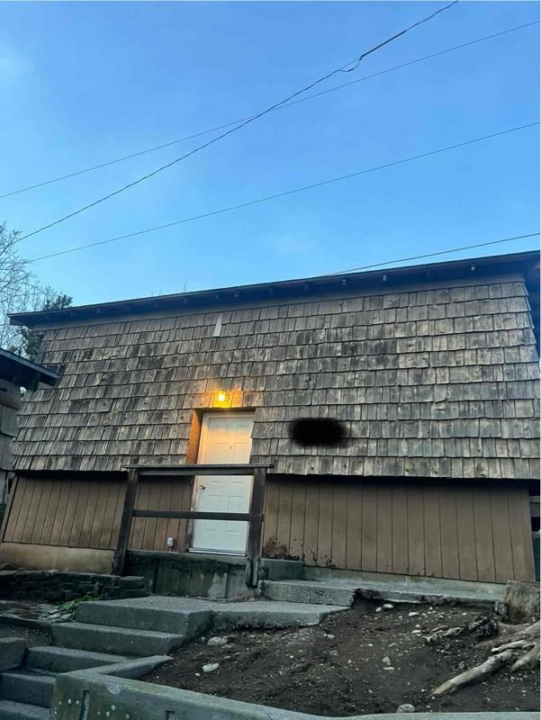 12021 E Mansfield Ave - Photo 3 of 16