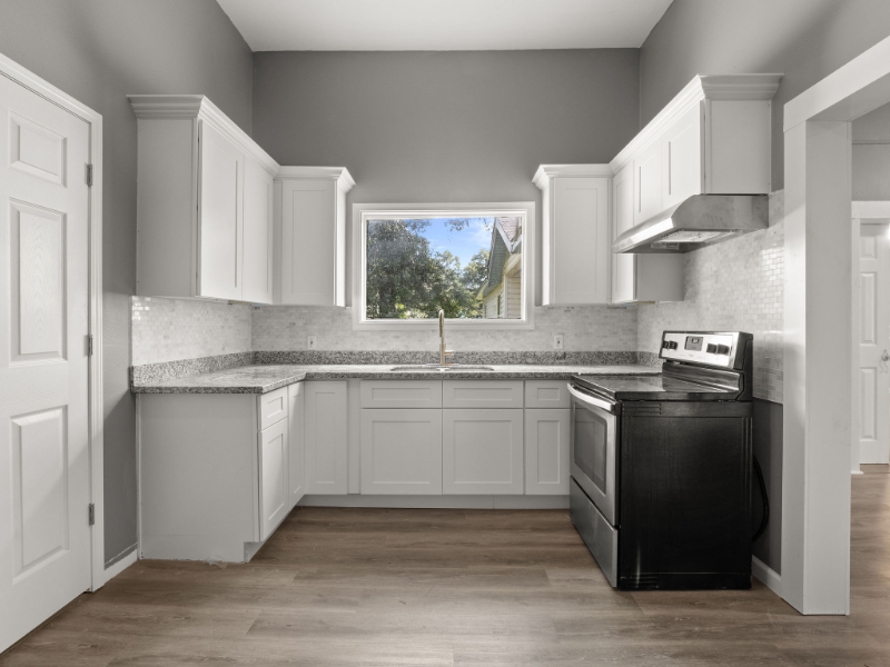 511 South Royal Street - Photo 6 of 19