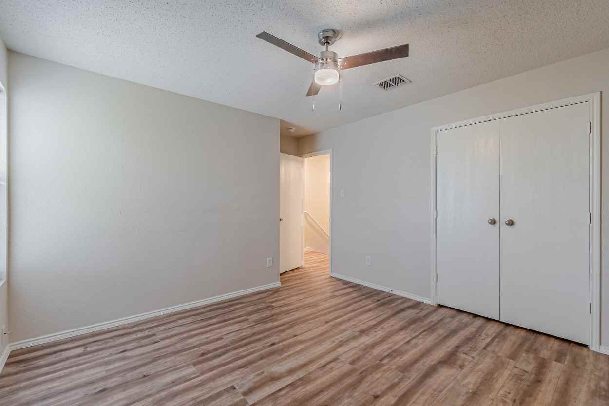 8749 Hunters Trl #8749 - Photo 2 of 34