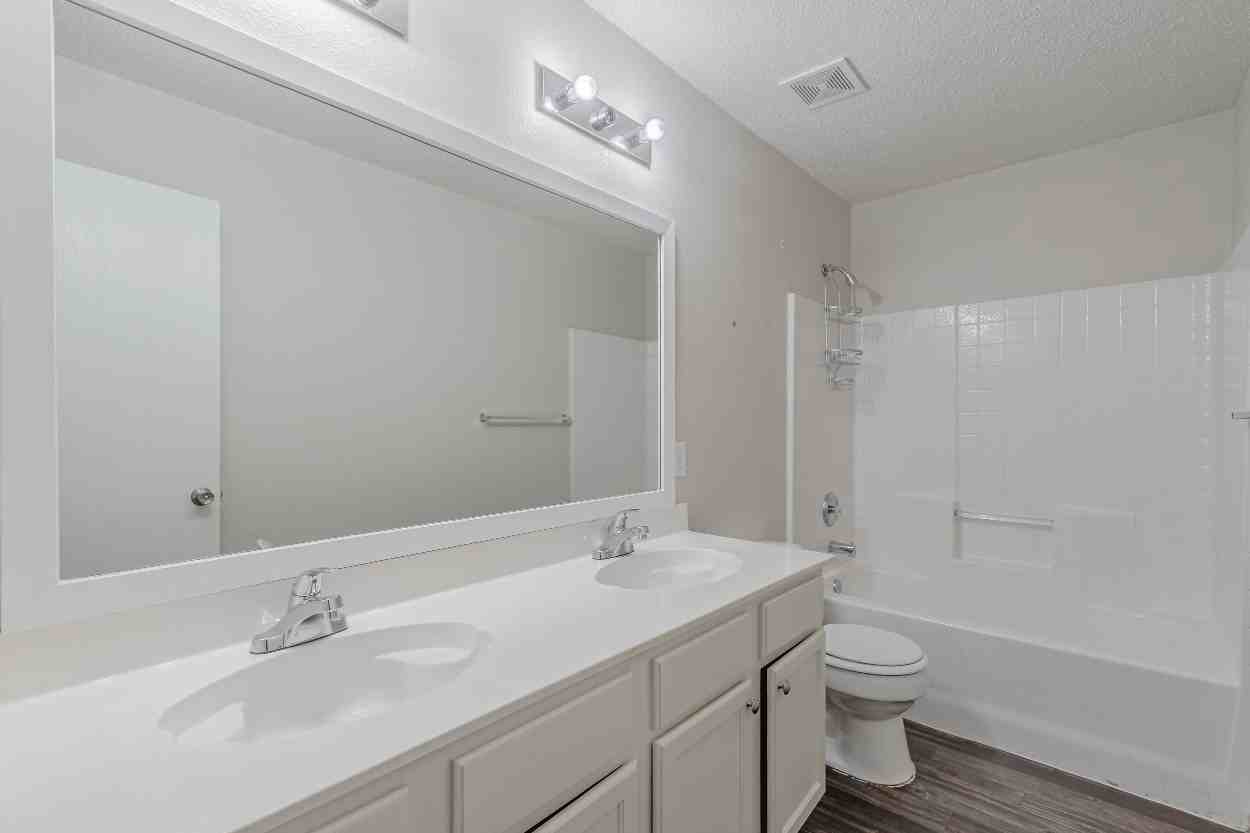 8749 Hunters Trl #8749 - Photo 5 of 34