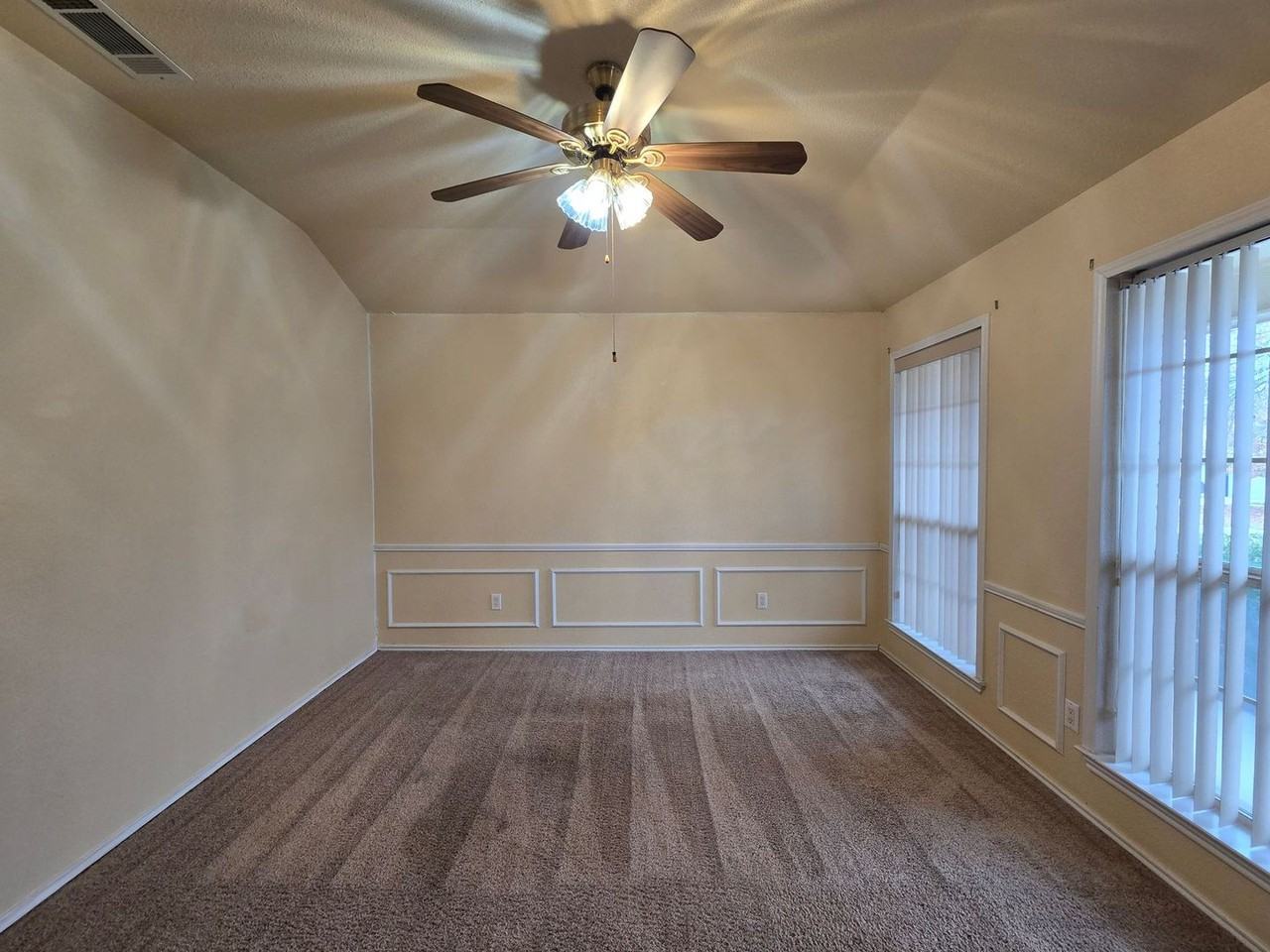 108 Wickiup Trl - Photo 6 of 26