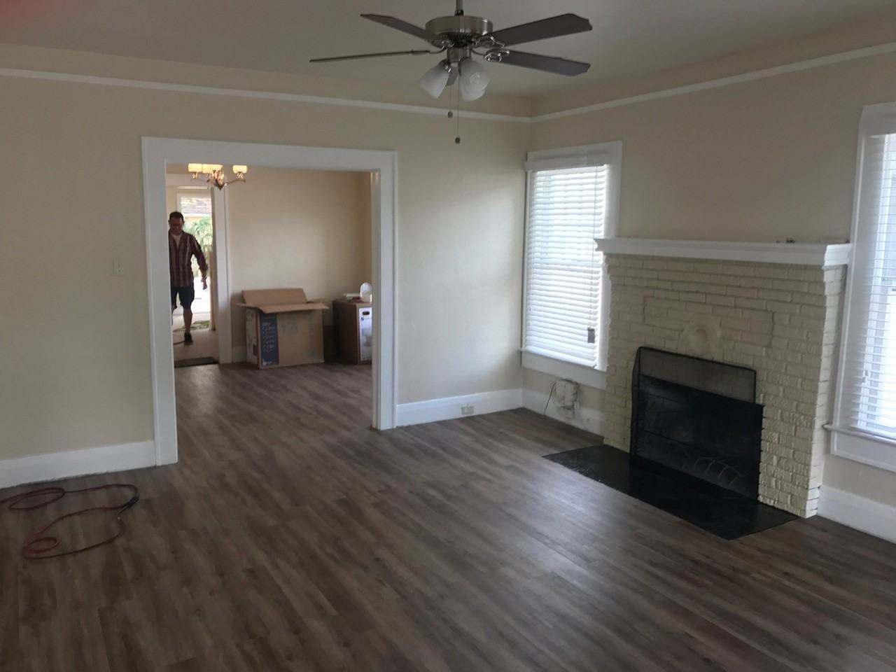 2308 N Boulevard - Photo 2 of 27