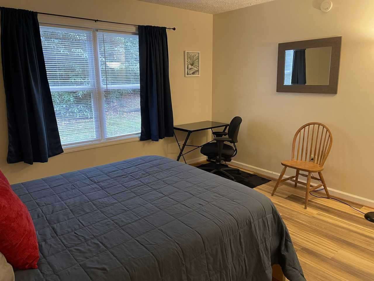800 Meadowview Dr #3 - Photo 5 of 12