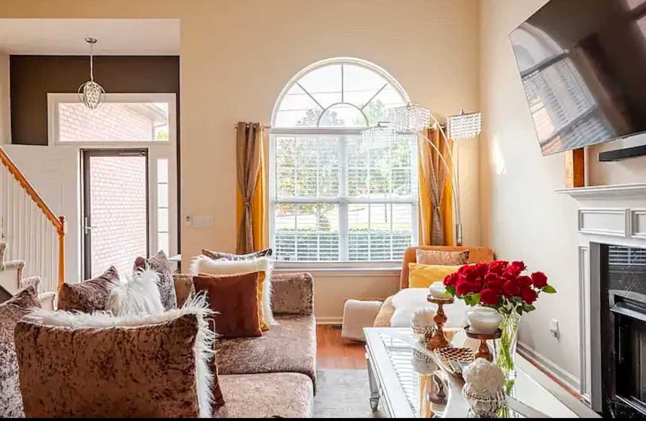 901 Bordeaux Pl #NA - Photo 4 of 41