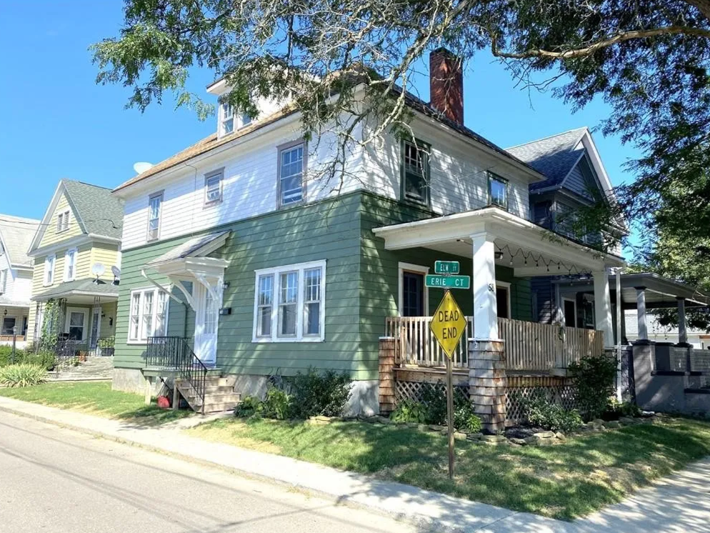 58 Elm St - Photo 5 of 10