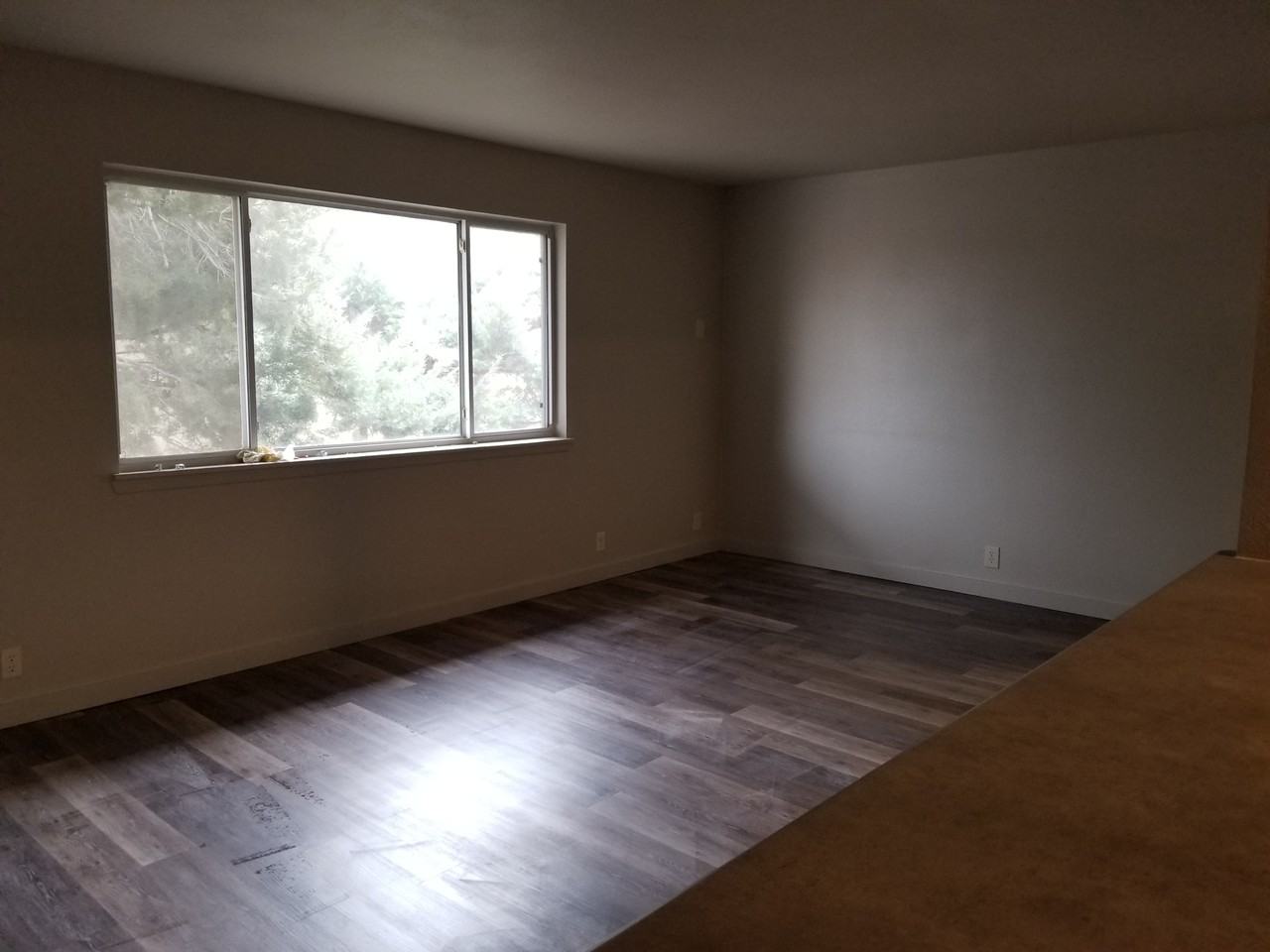 43 Barclay Dr #1-6 - Photo 3 of 12