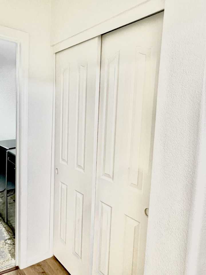 West Cypress Street - Photo 2 of 34