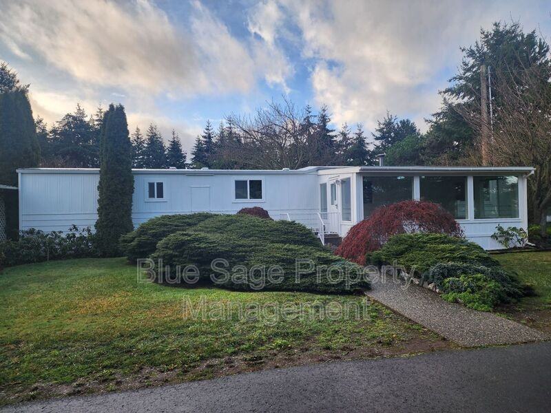 241 Evans Rd - Photo 2 of 33
