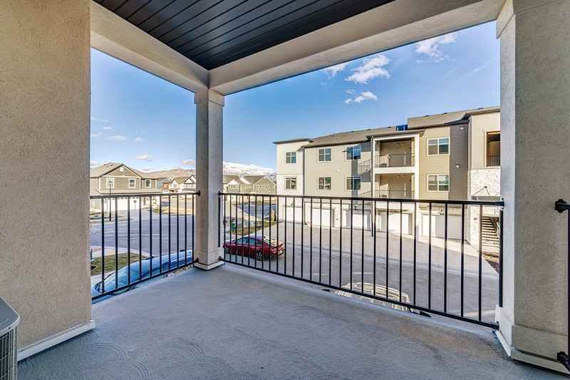 1093 Nw #1KK203 - Photo 2 of 40