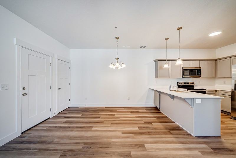 1093 Nw #1KK203 - Photo 7 of 40