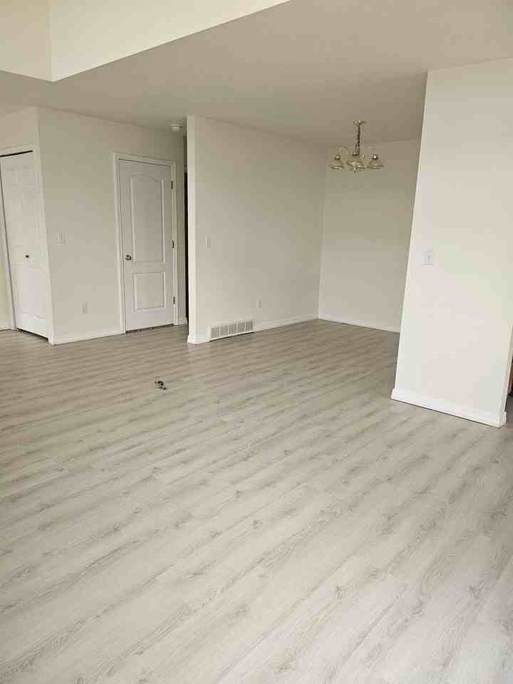 2602 Timberwood Dr - Photo 6 of 45