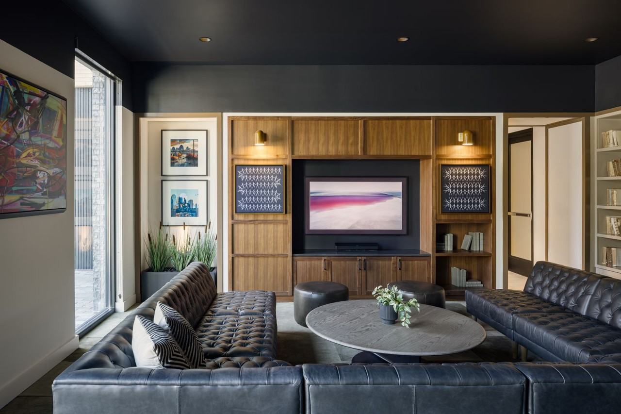 Senate at The Crosswalks - Photo 7 of 50