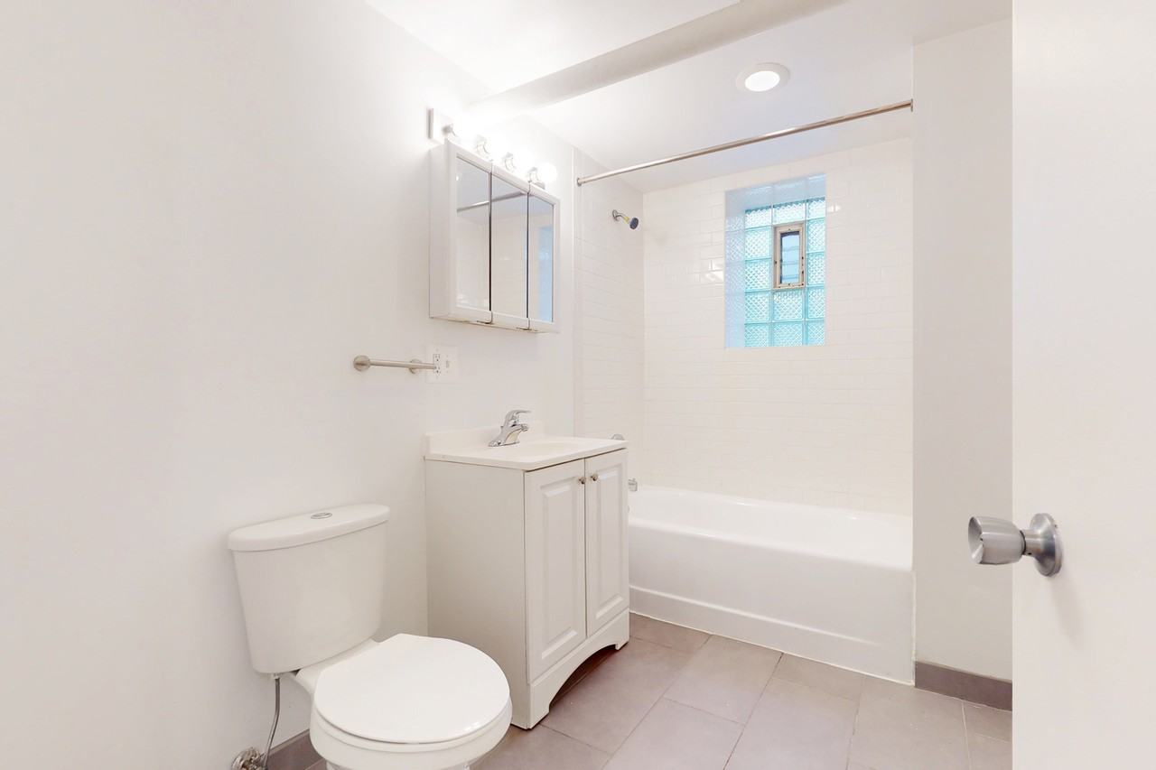 1358 E. 58th Street - Photo 7 of 29