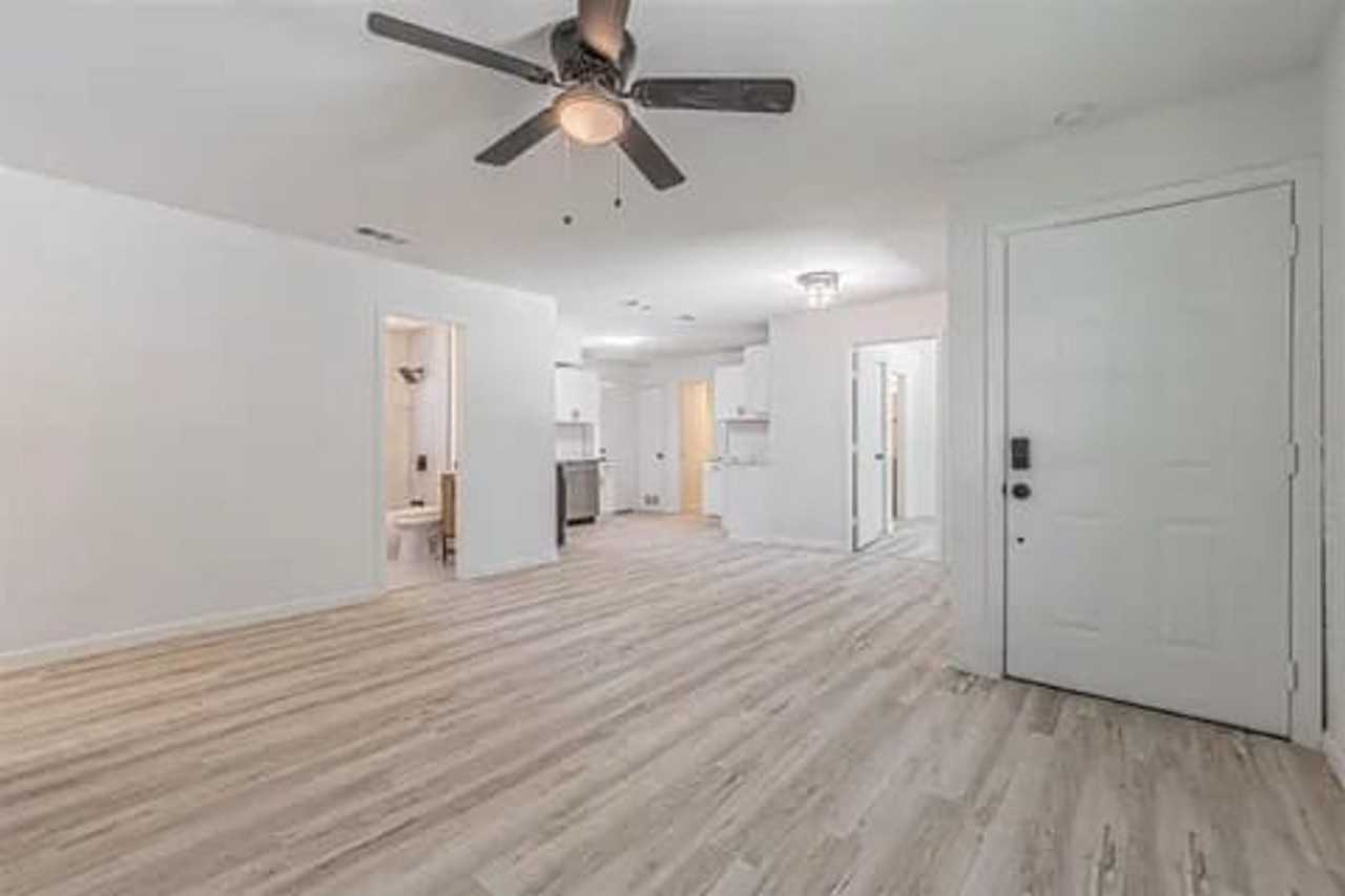 2510 Blyth Dr - Photo 3 of 12