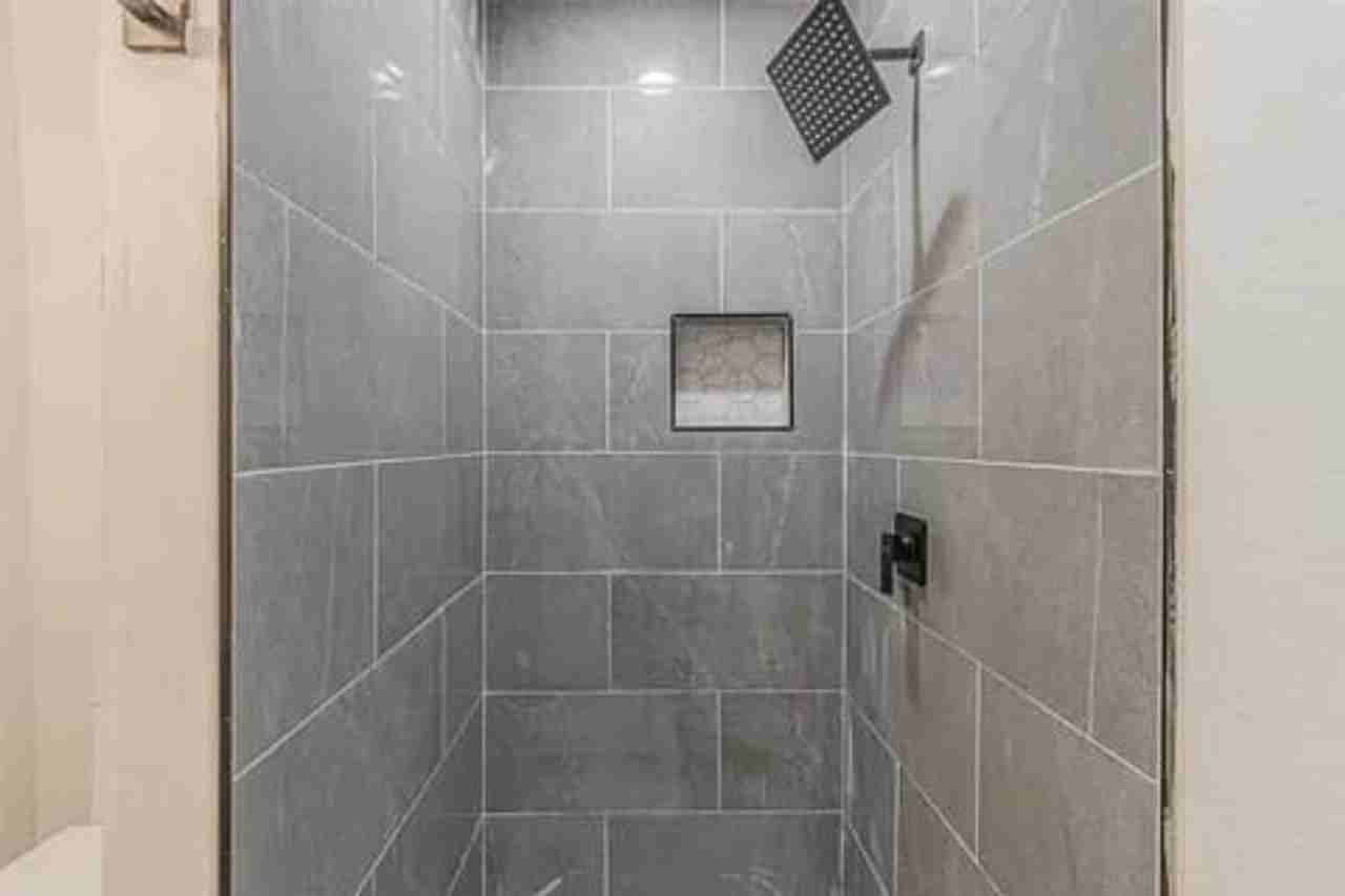 2510 Blyth Dr - Photo 6 of 12