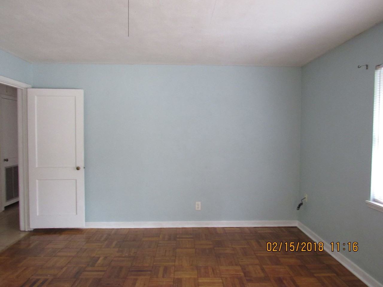 2118 Mathis Dr - Photo 2 of 14