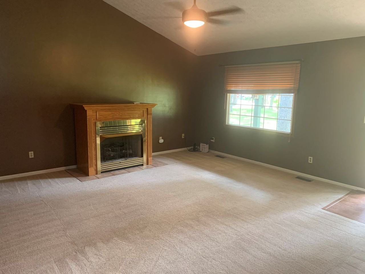 13999 Haystack Ln - Photo 3 of 17