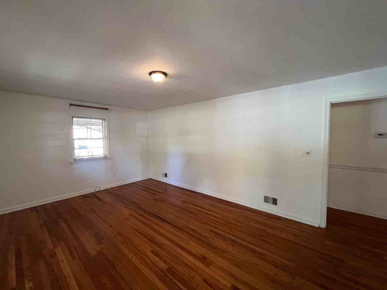 1008 Hardin Dr - Photo 7 of 16