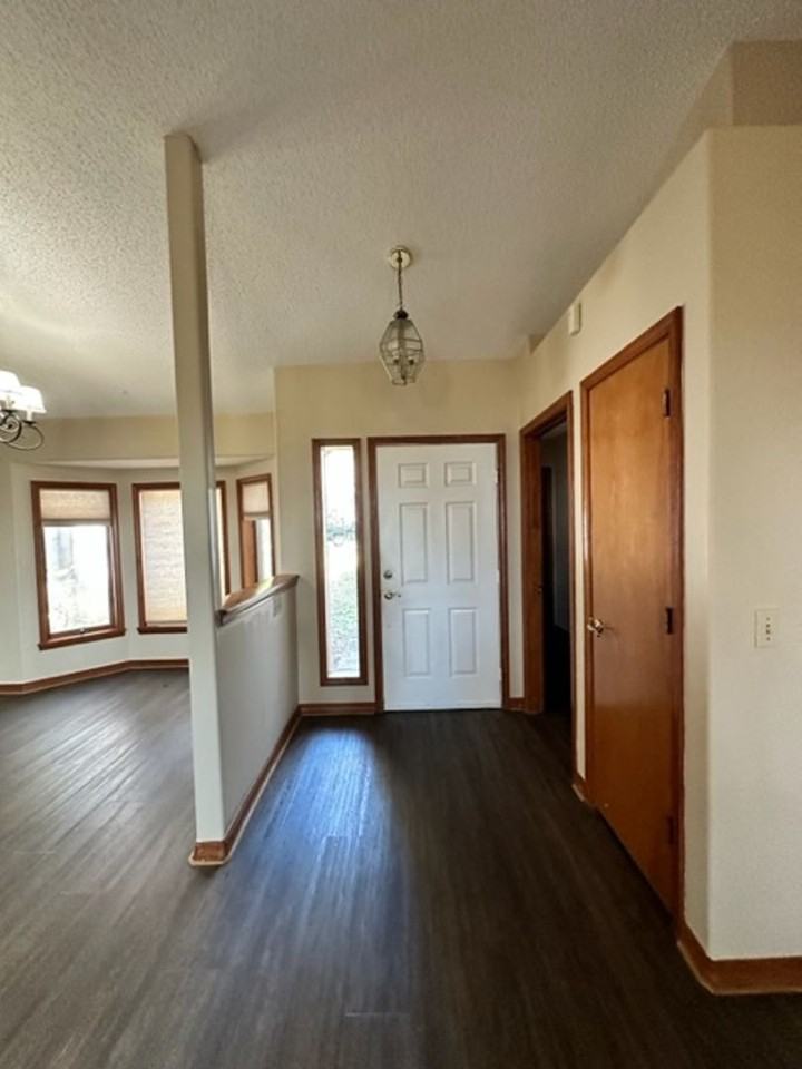 1276 Quattlefield Ln - Photo 4 of 21