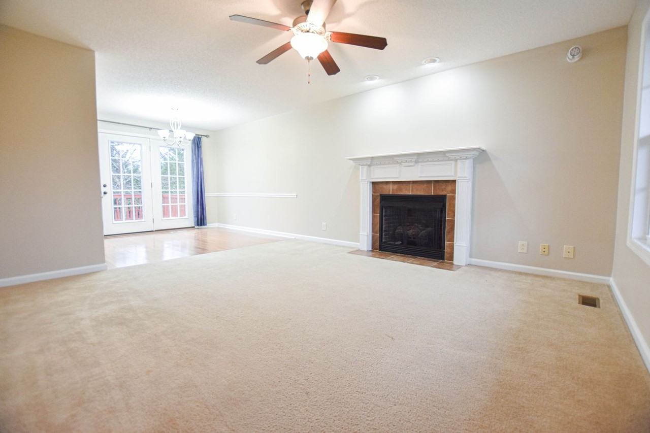 3414 Bradfield Dr - Photo 2 of 25