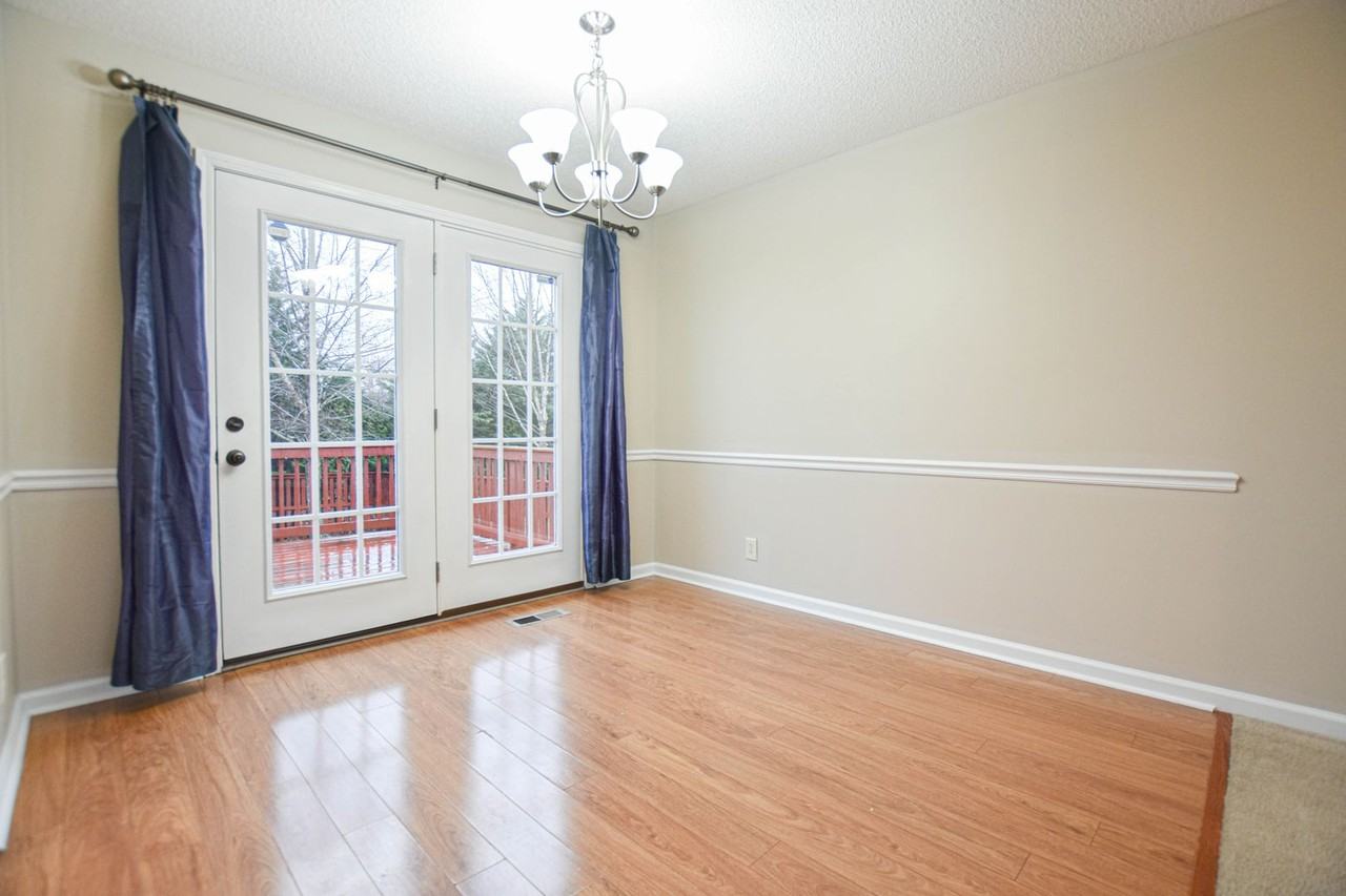 3414 Bradfield Dr - Photo 6 of 25