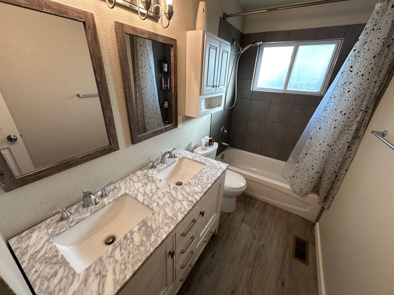 113 Kiva Rd - Photo 3 of 13