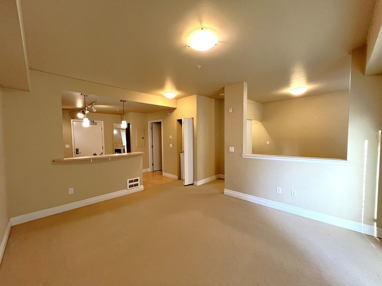 910 Harris Ave #408 - Photo 5 of 13